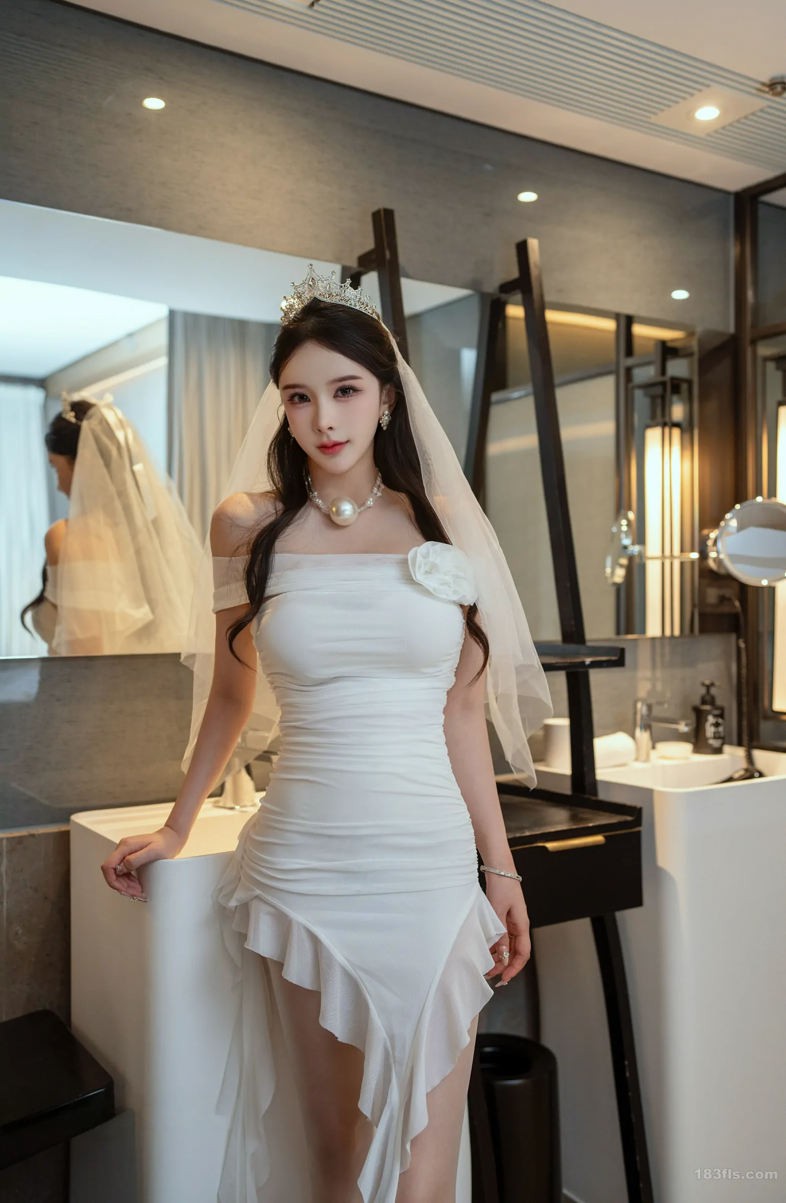 xiuren秀人网福利李丽莎大尺度私拍写真超大尺度婚纱-第6张图片-宅男套图吧