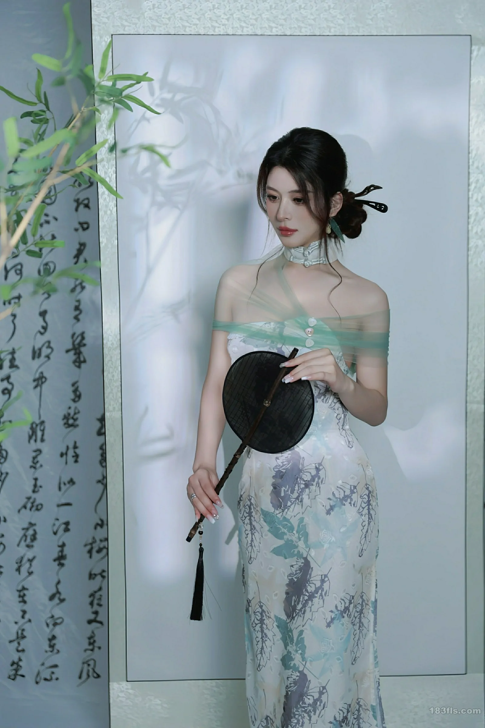 [XIUREN秀人网] 2025.08.27 No.10694 阿依莎-第6张图片-宅男套图吧