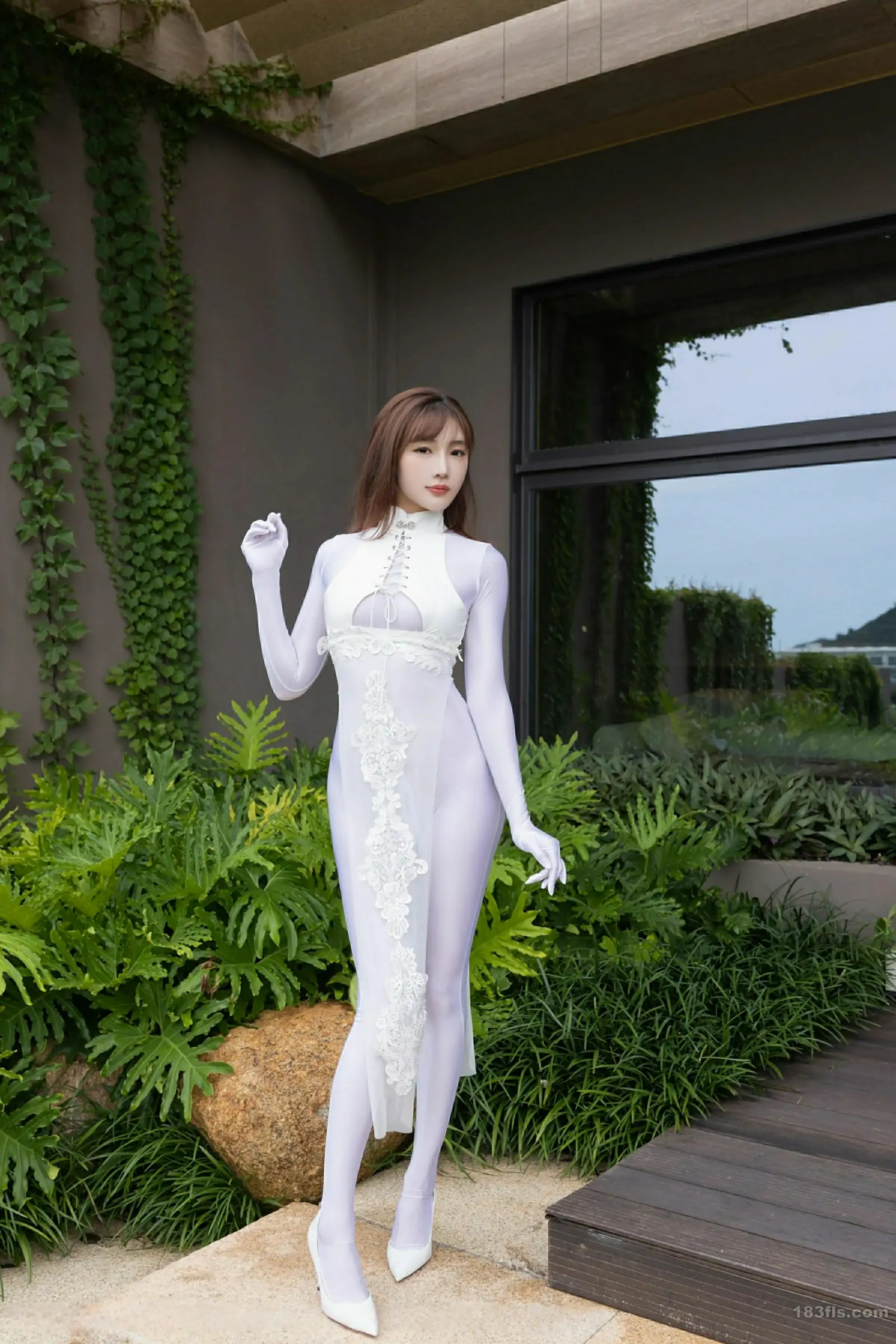 [XIUREN秀人网] 2025.08.28 No.10704 陆萱萱-第2张图片-宅男套图吧
