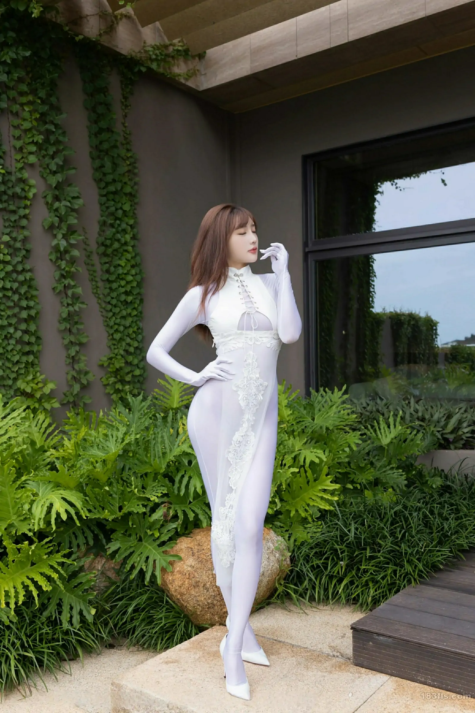 [XIUREN秀人网] 2025.08.28 No.10704 陆萱萱-第4张图片-宅男套图吧